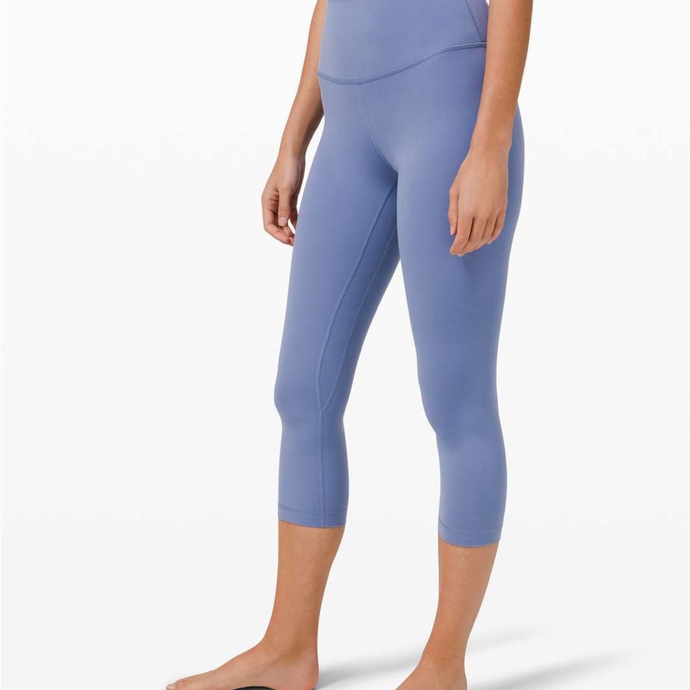 LULULEMON ALIGN™ CROP *21" in Water Drop. NWT!